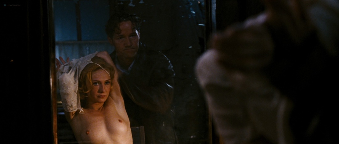 Кэрис Ван Хаутен сиськи