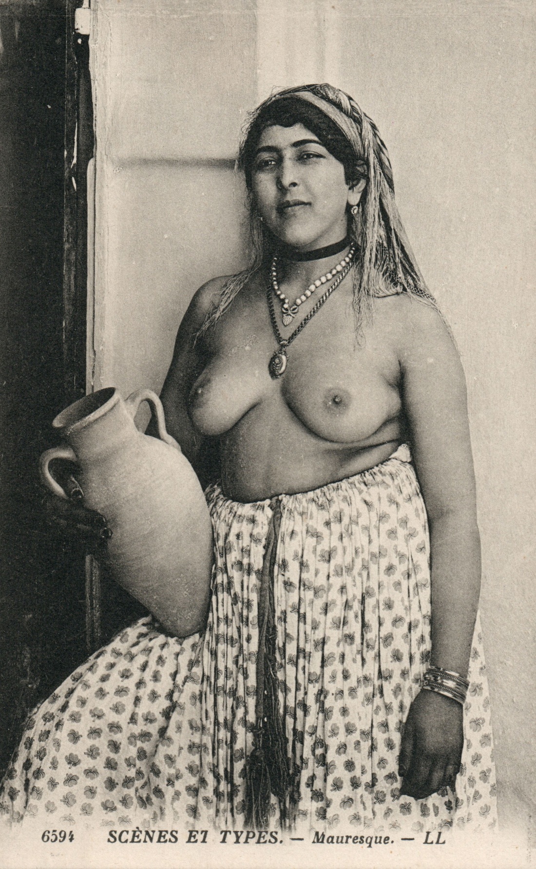 Старые волосатые мусульманки