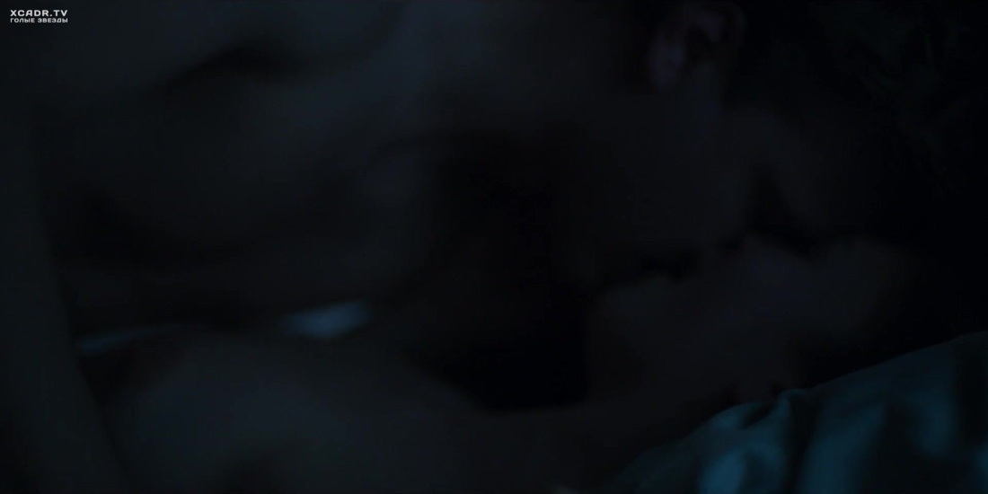 Белла Хиткот голая в кино