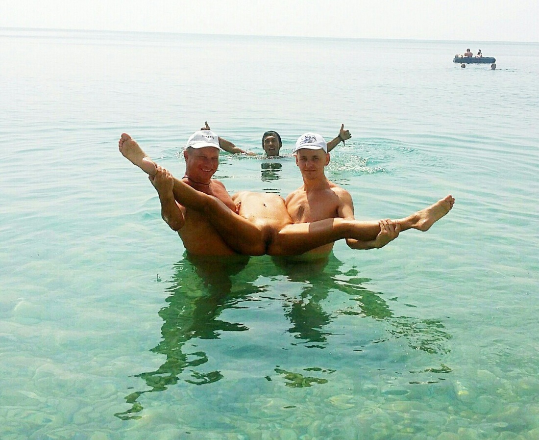 Двач Юлия Раздолянская ню