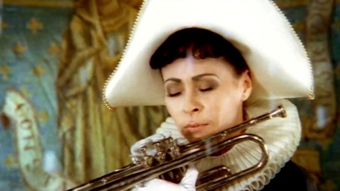 Марина Хлебникова ножки