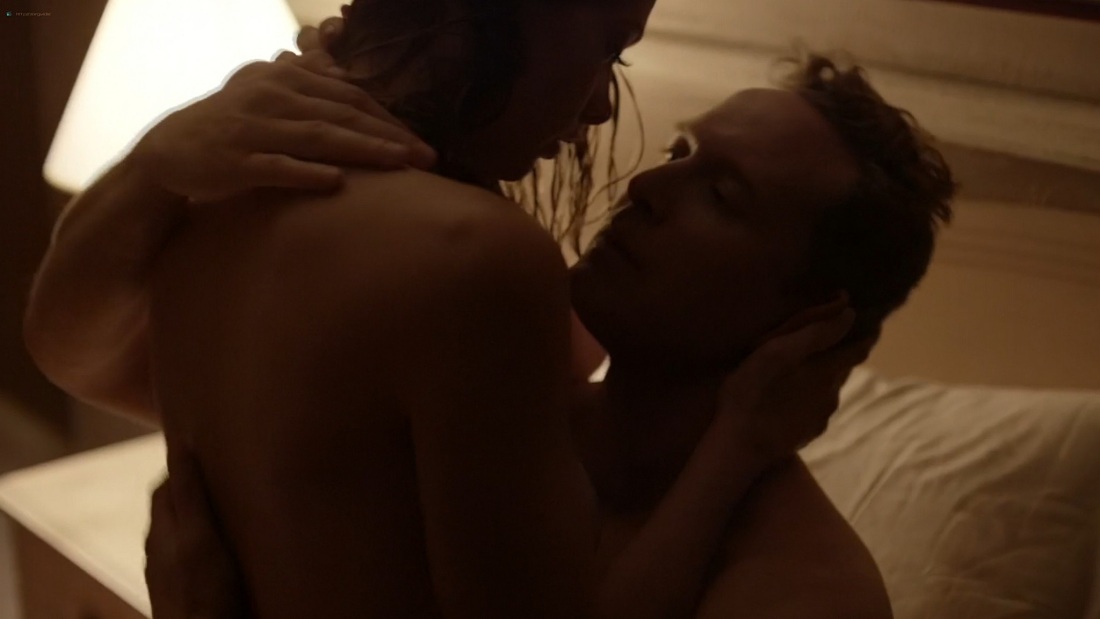 Ashley Greene topless sex Scene Rogue (2016) s04e05