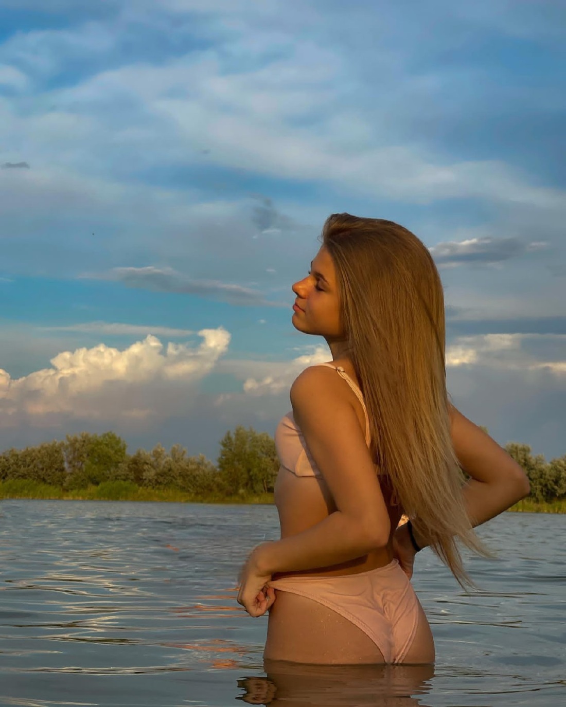 Анна Дзюба XXL