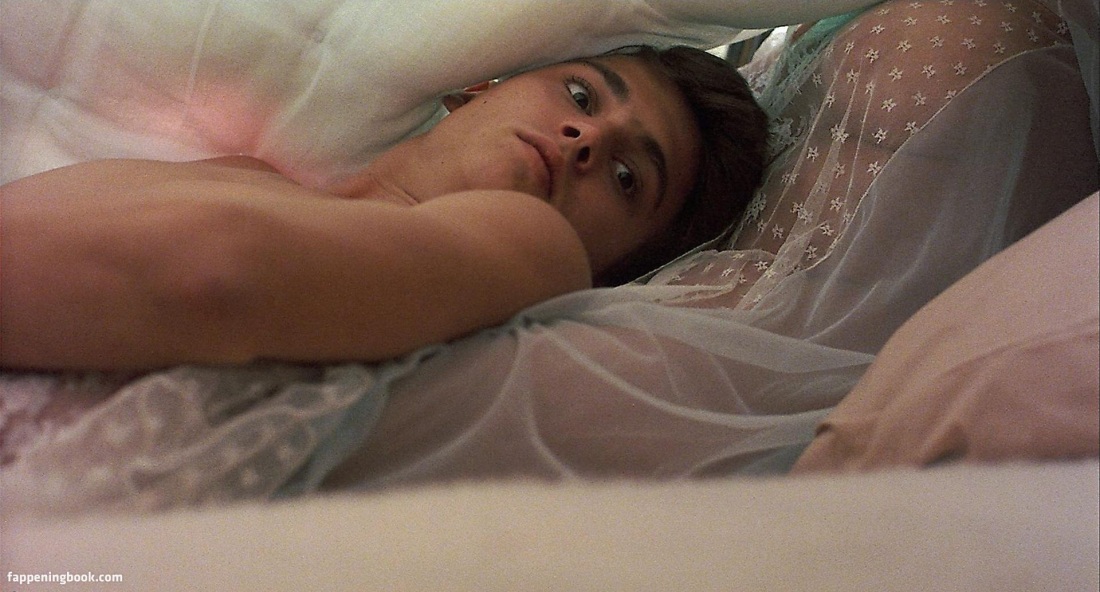 Мэри Стинберген сиськи