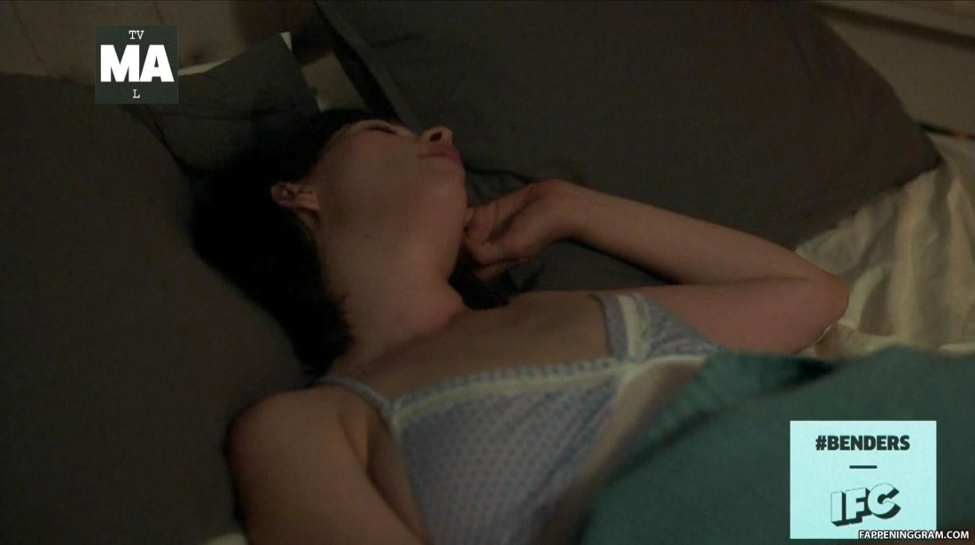 Элизабет Ризер эротические постельные сцены