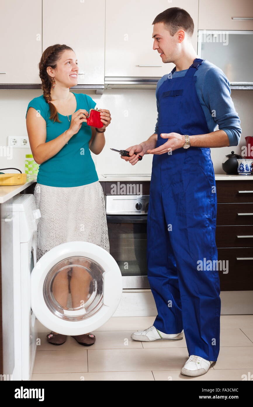 Сантехник и хозяйка