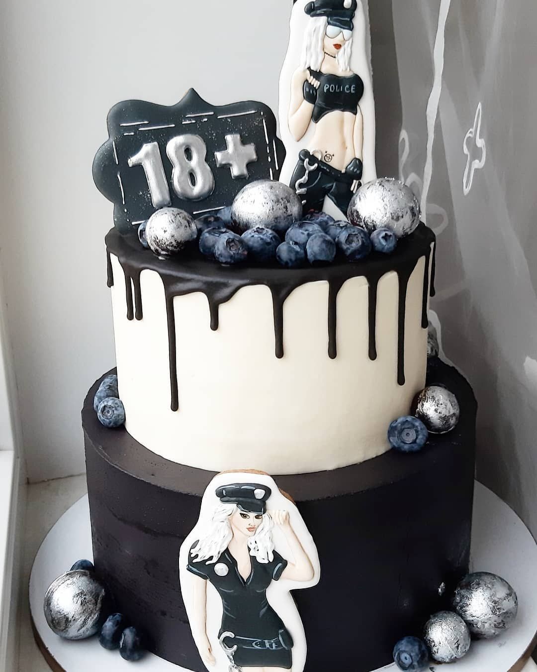 Украшение торта на девичник