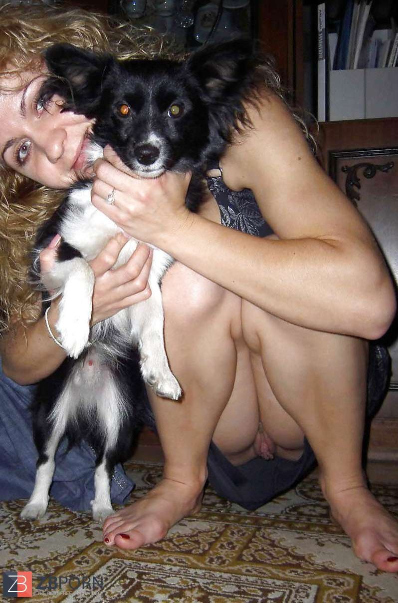 Пиписька собаки девушки