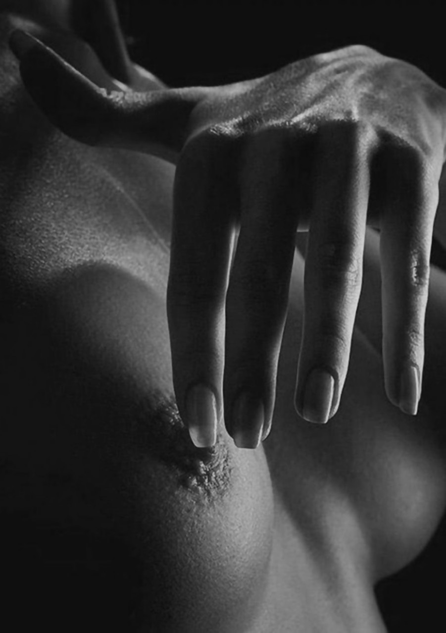 Красивые эротичные руки