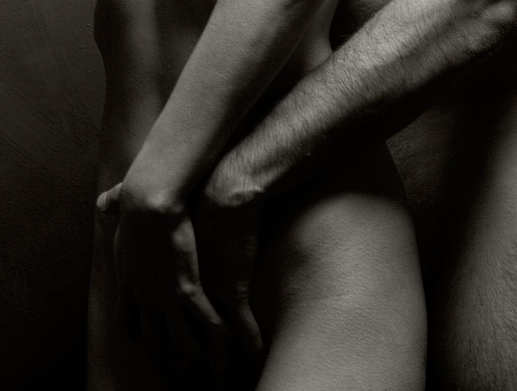 Эротические черно белые