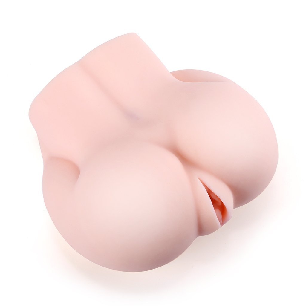 Райли Рид с мастурбатором