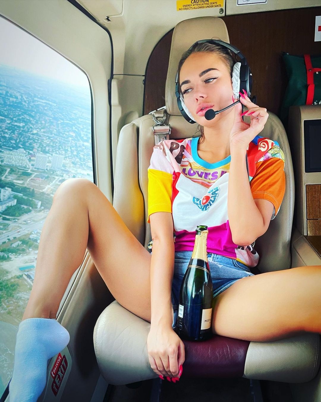 Валерий Барыкин уважайте труд уборщиц