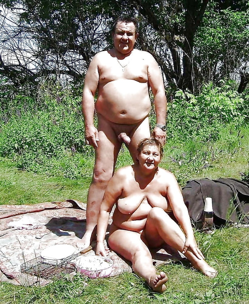 Пожилые.нудисты большое хозяйство