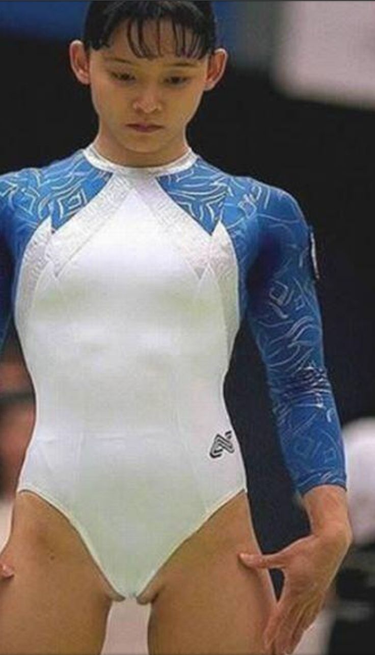 Denisse Gomez в спортзале голая