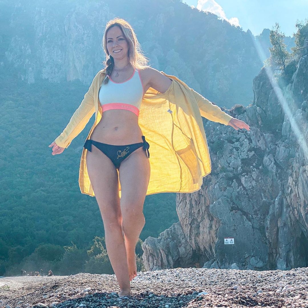 Яна Глущенко