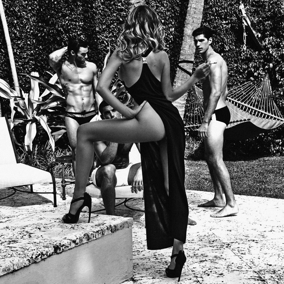 Мужчина женщина деньги