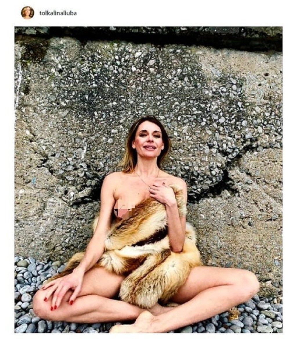 Любовь Толкалина плэйбой 2001