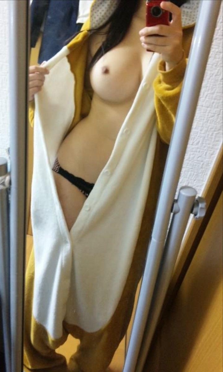 Азиатские маленькие груди