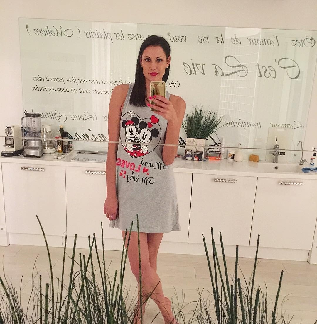 Девушка из рекламы Fit service