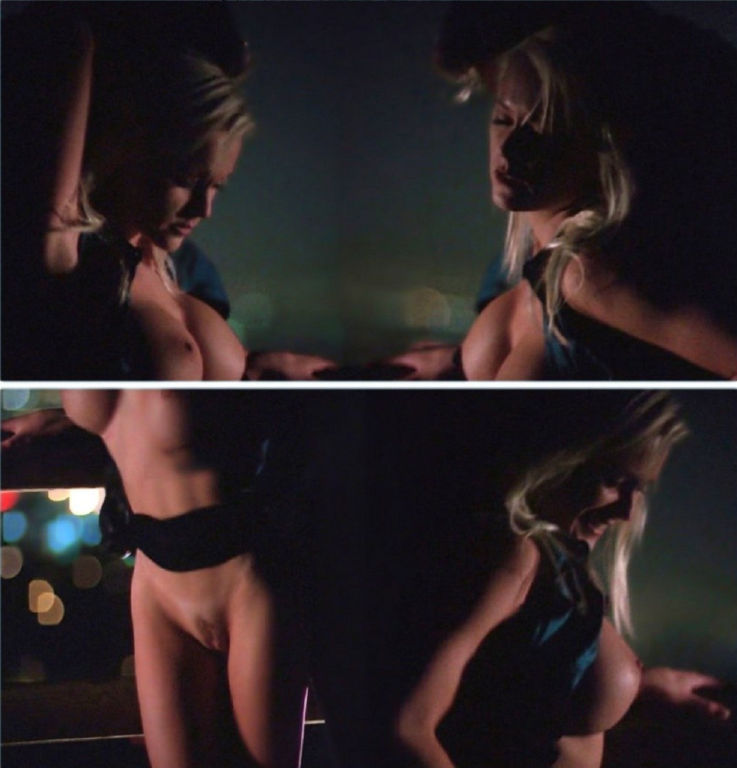 Голая Кэти Сакхофф в фильме Риддик