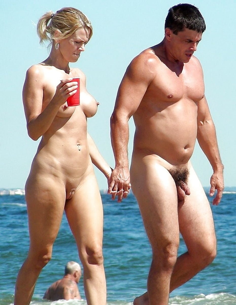 Обнаженные пары на пляже (71 фото) - порно автонагаз55.рф