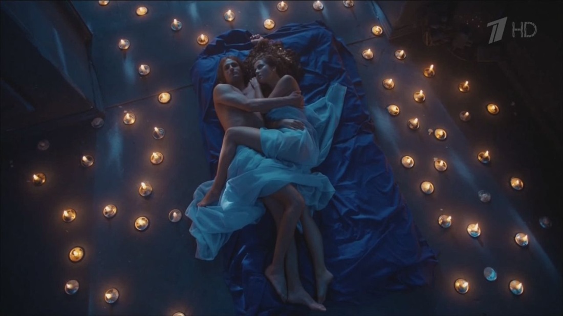 Анна Михайловская голая