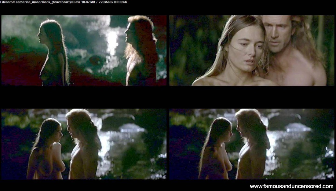 Катрин МАККОРМАК, сиськи