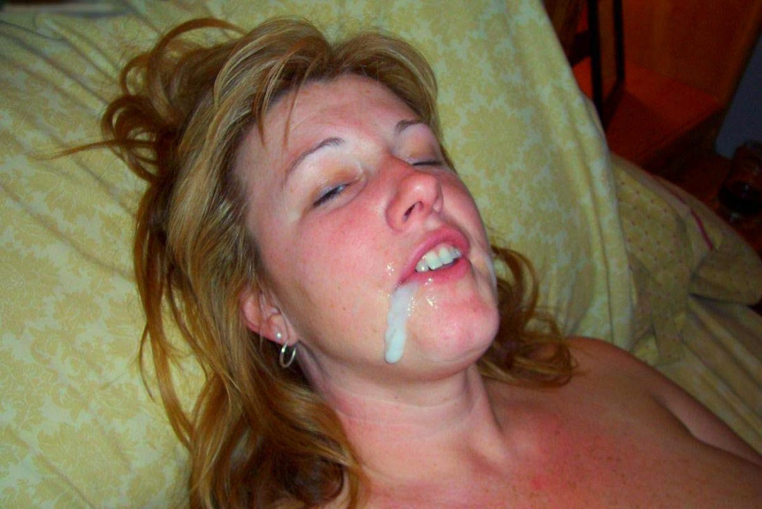 Девушкам кончают на лицо домашнее