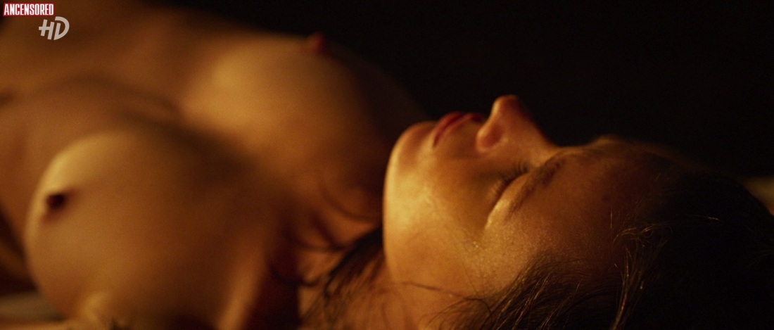 Катерина шпица голая грудь