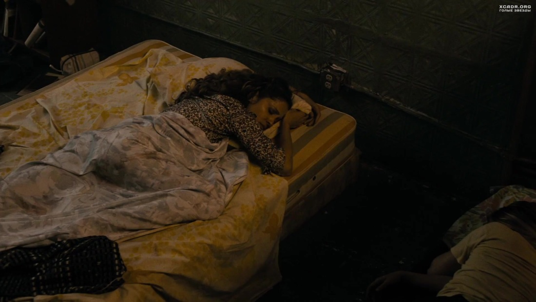 Девушка которой муж рубил руки снялась в фотосессии