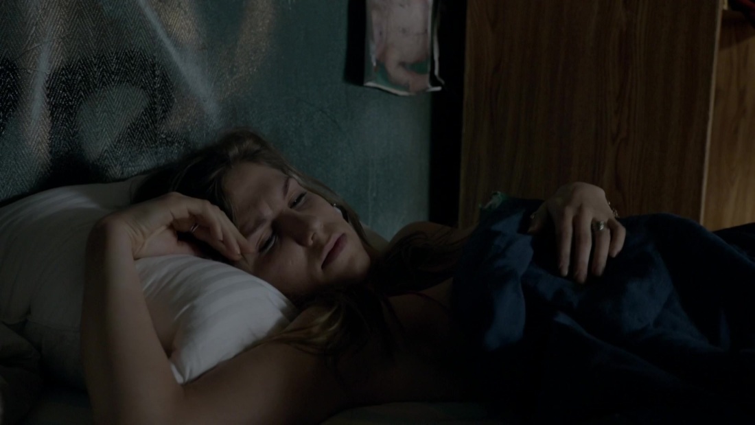 Яна Енжаева в сериале Бесстыдники