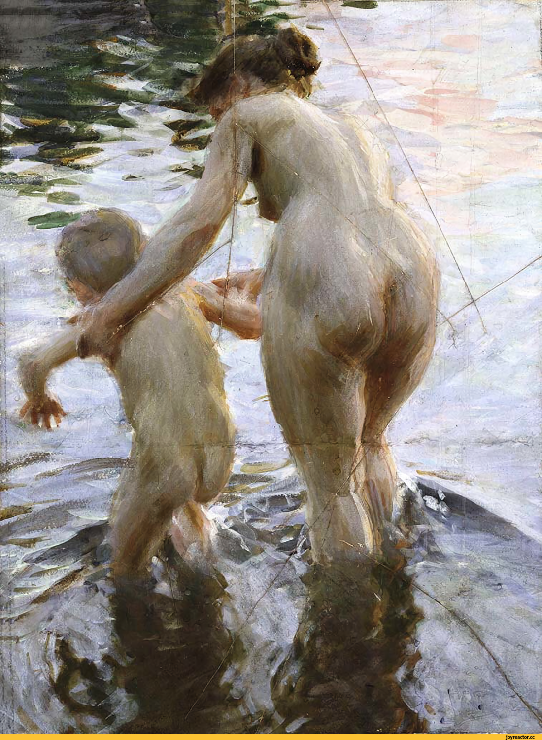 Женщина с мальчиком в ванной ню