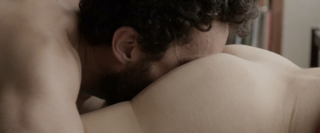 Джоди Комер постельная сцена