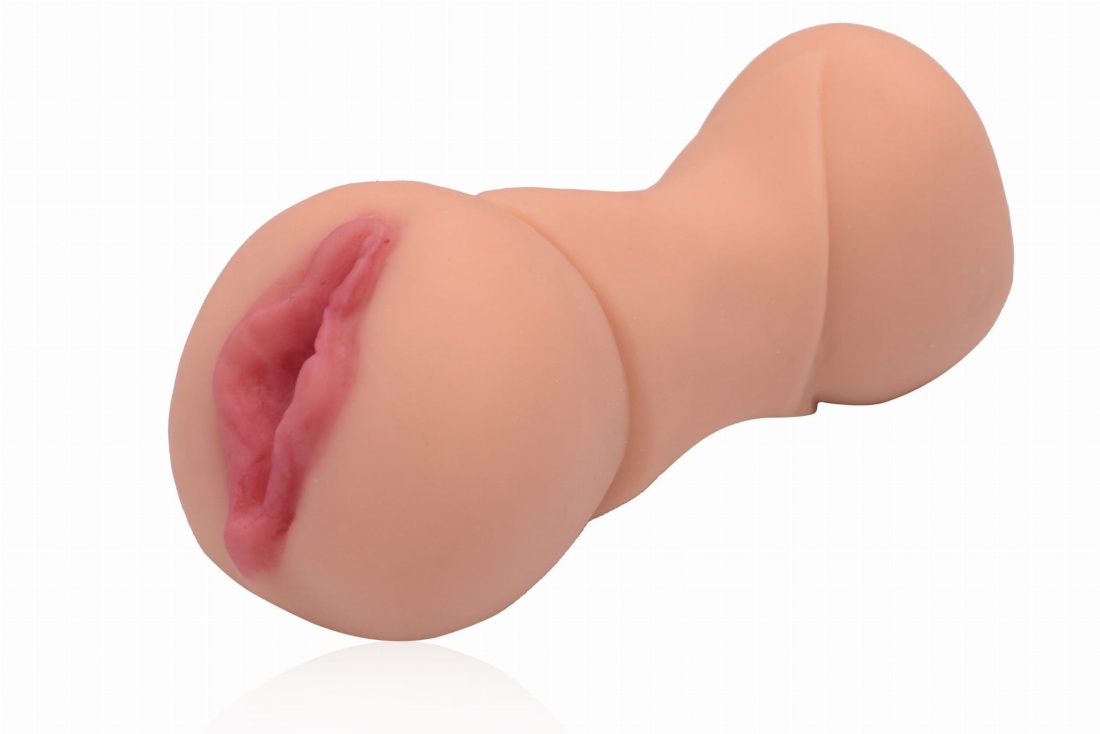 Девушка с мастурбатором