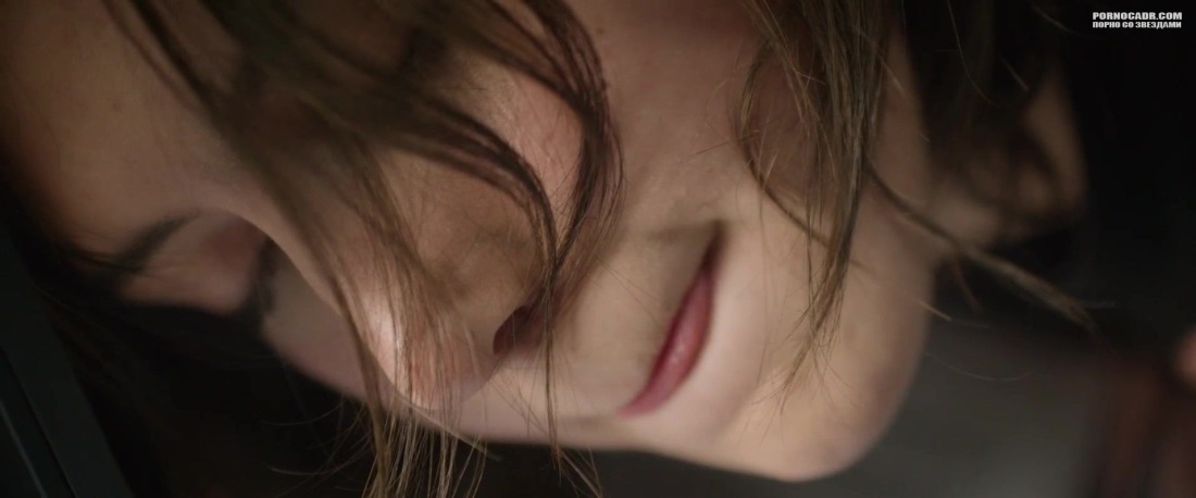 Адель Экзаркопулос жизнь Адель 18