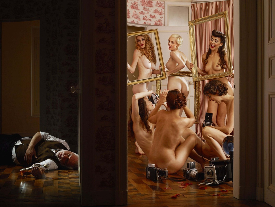 Голенькие в публичном доме