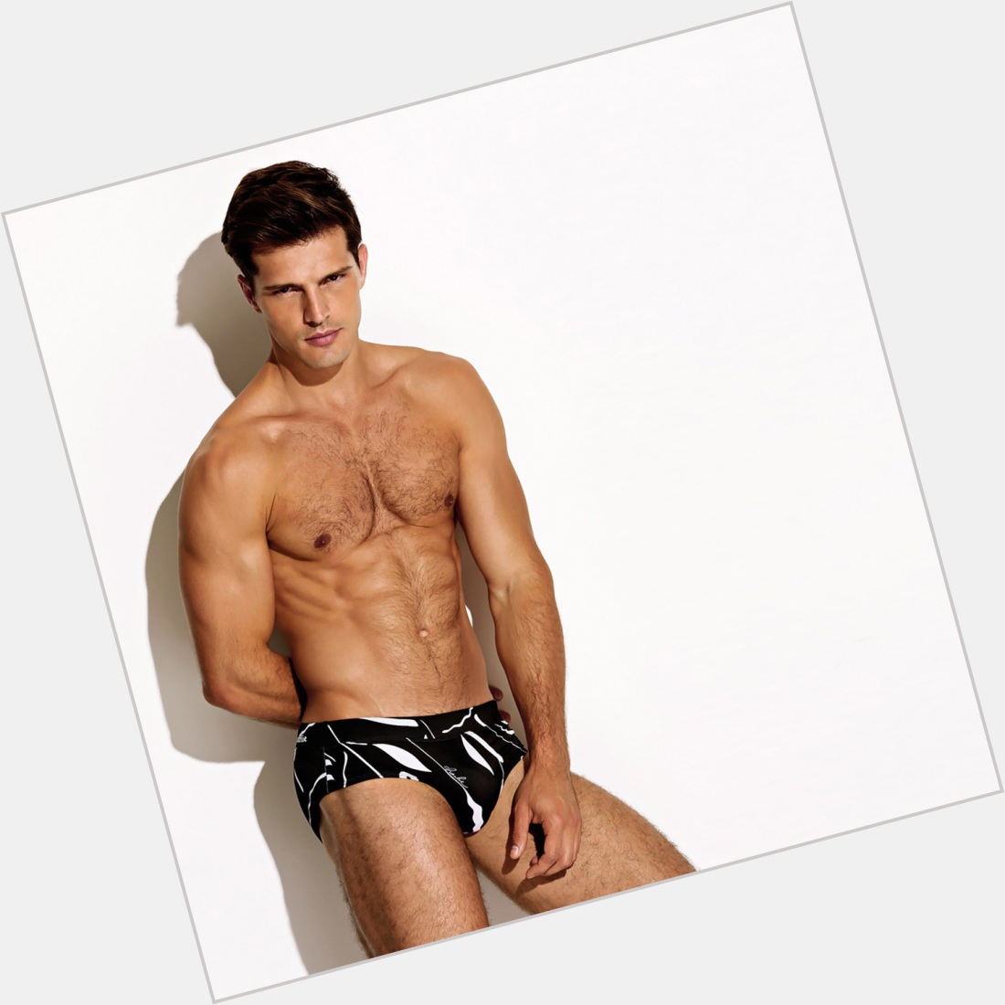 Хью Дэнси голый