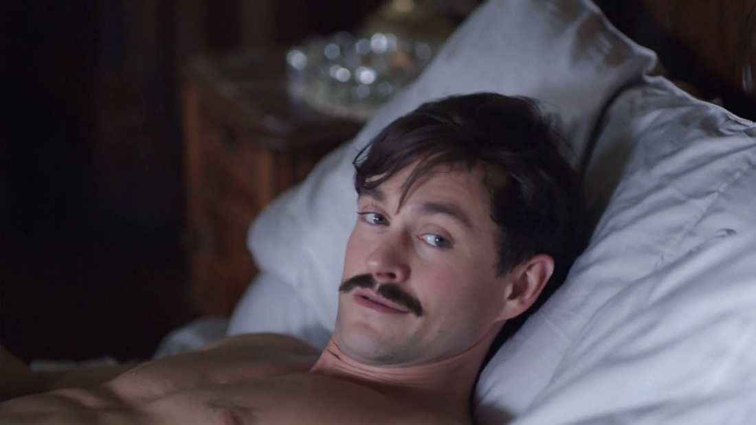 Саймон Куотерман голый