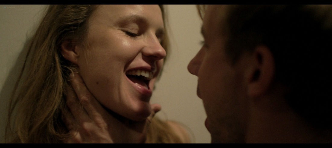 Аманда Коллинз воспитанные волками nude