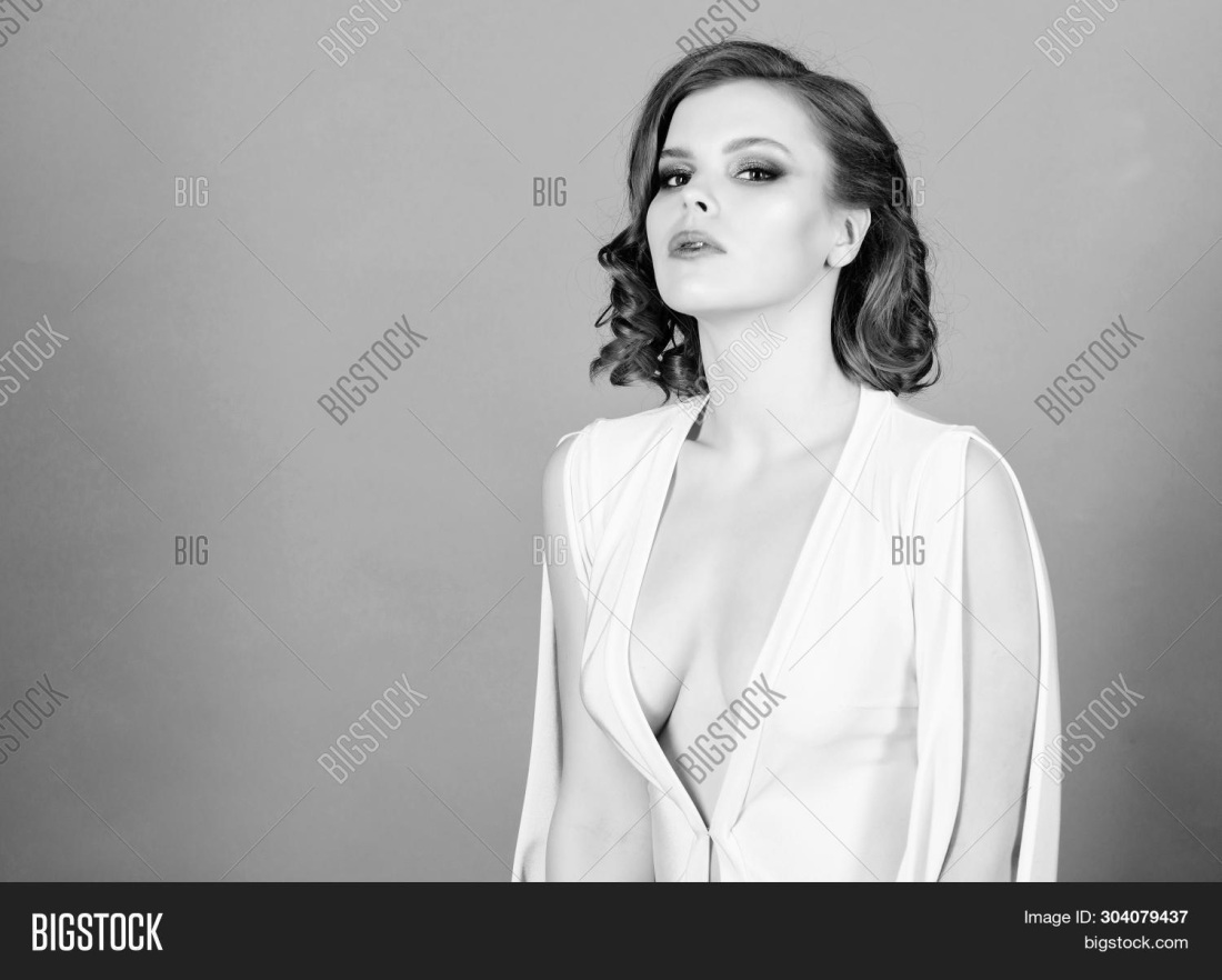 Елена Николаеве ведущая