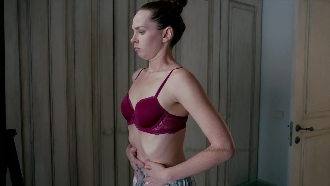 Елена Николаева горячие сериал