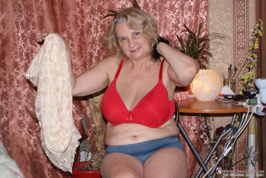 Голые волосатые зрелые азиатки