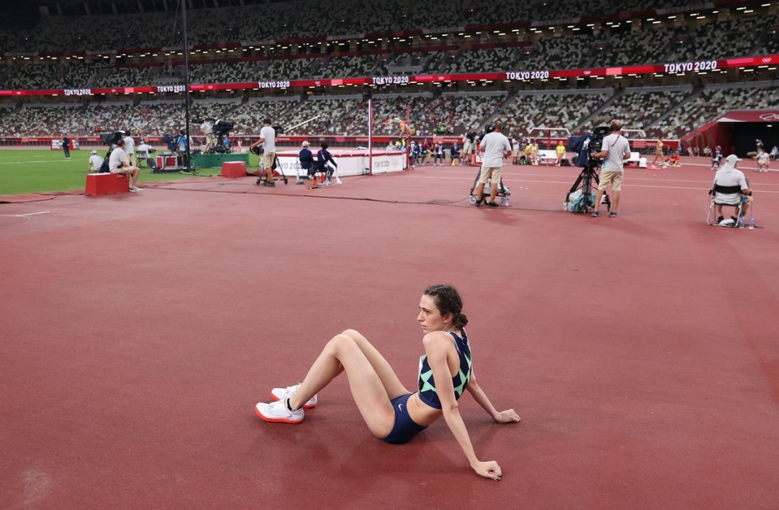 Русская брюнетка Мария а эро фото