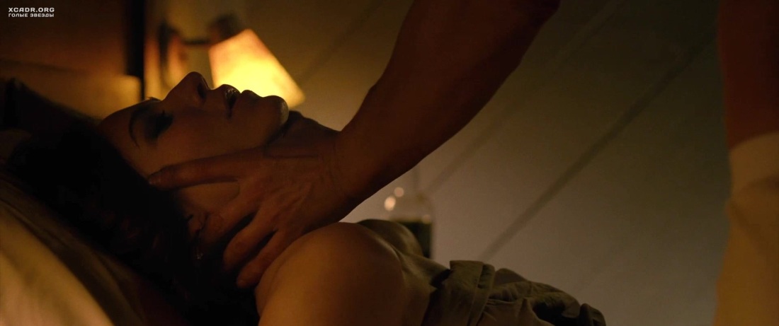 Лили Коллинз эро сцены