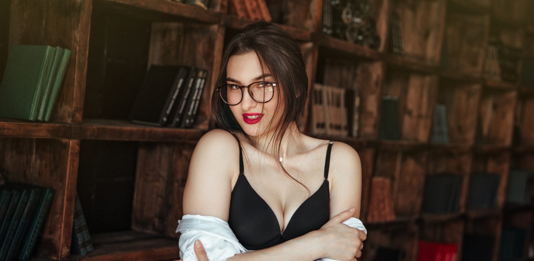 Ханна Бернард Мисс библиотекарша