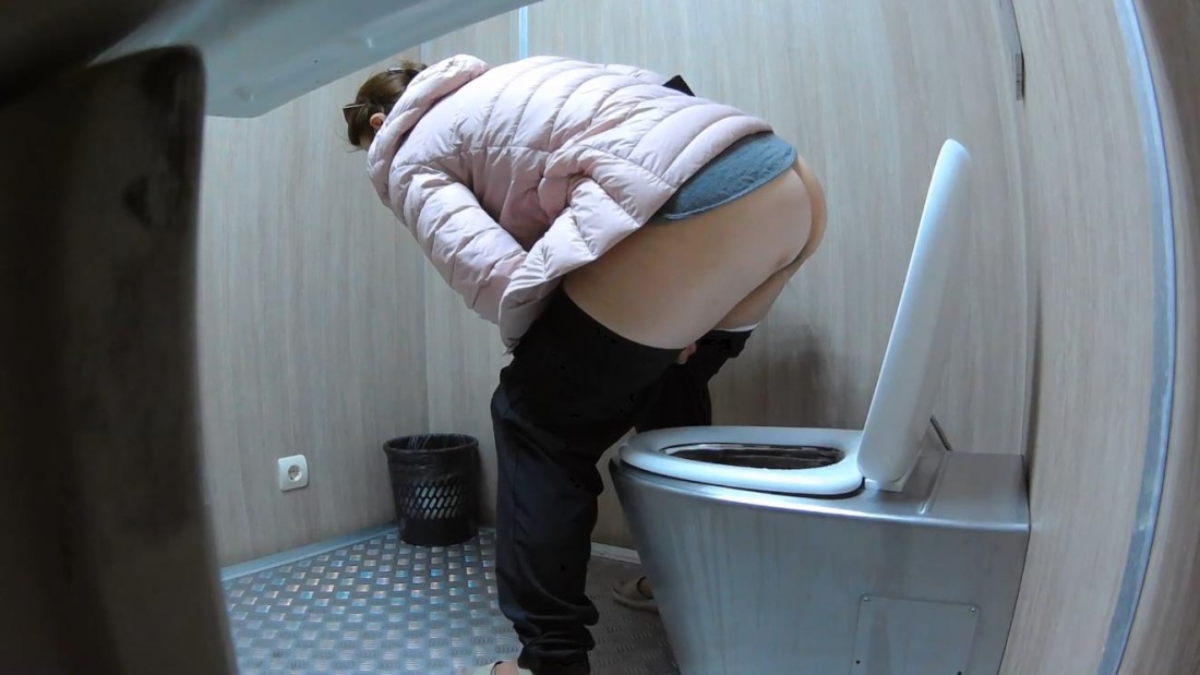 Скрытые видеокамеры в туалете