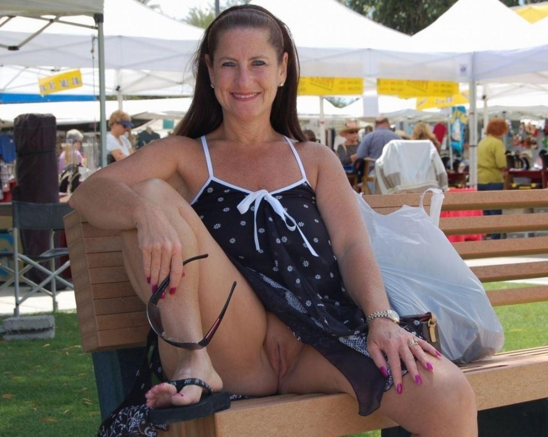 Крупные женщины без трусов