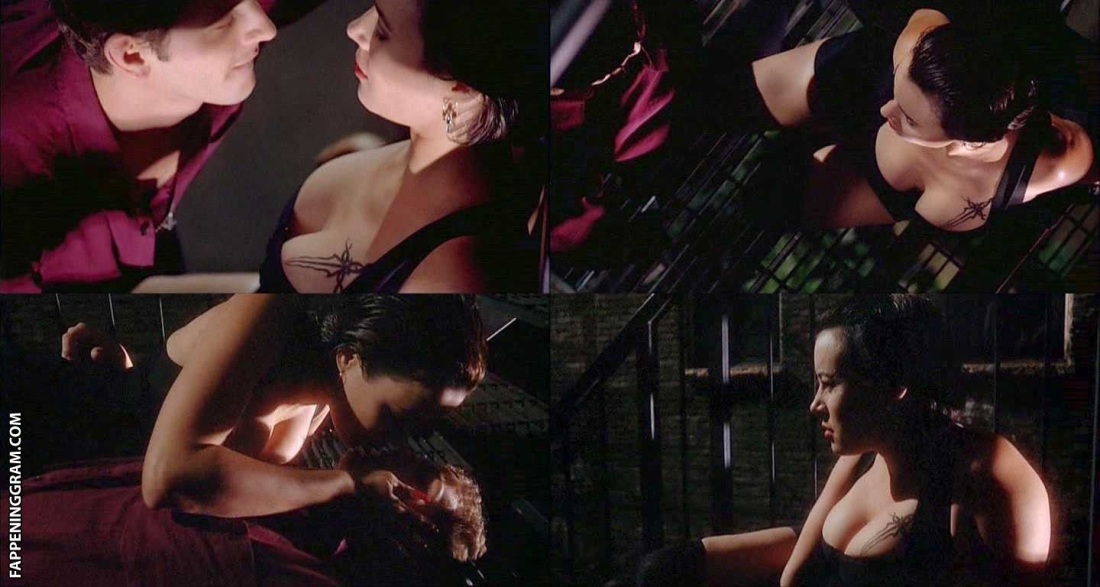 Дженнифер Тилли 1998 сиськи