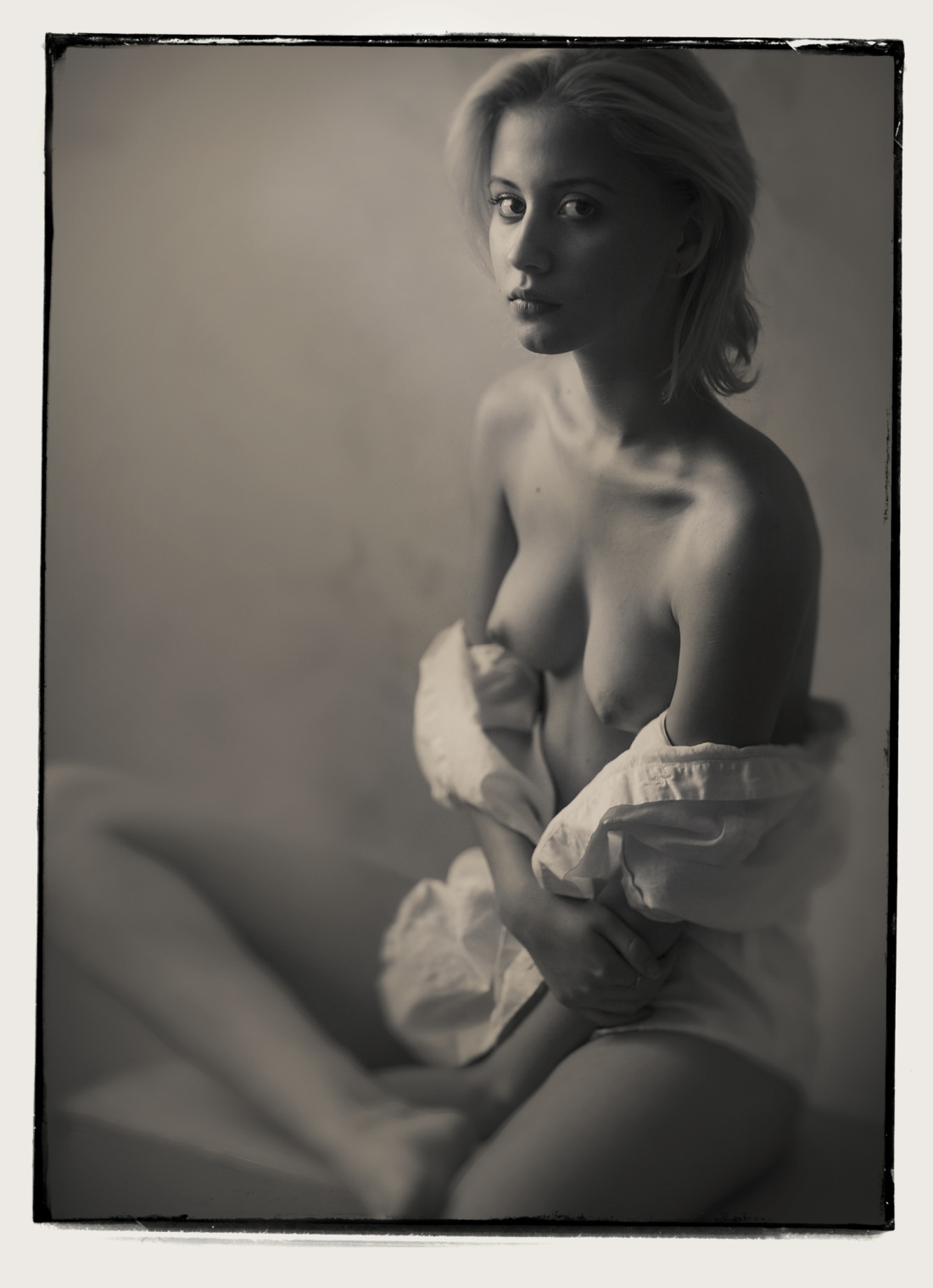 Арина Постникова ню