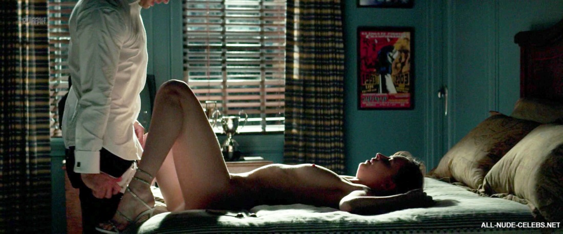 Дакота Джонсон в фильме 50 оттенков голая